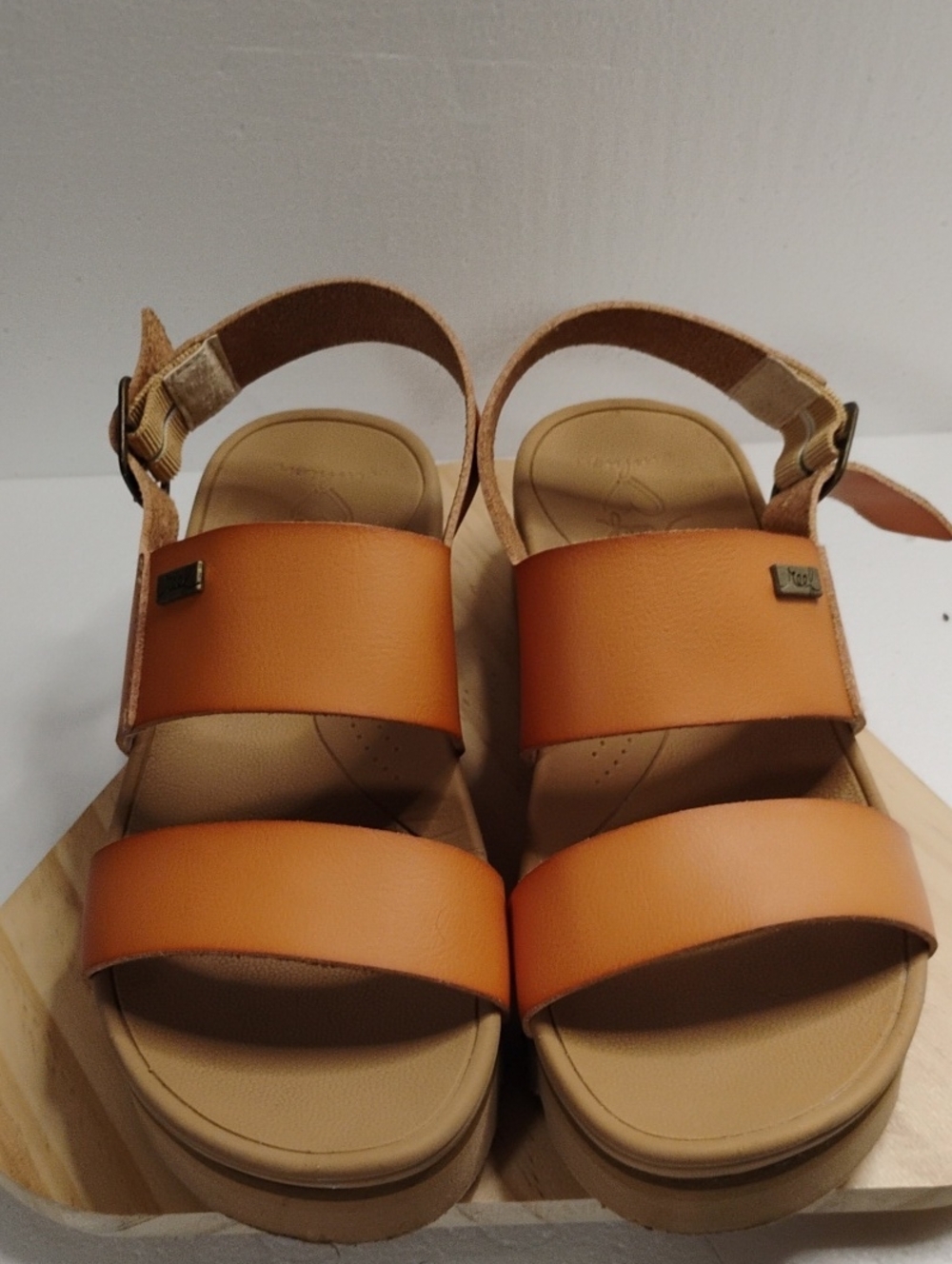 Women's Tan Leather Double-Strap Platform Sandals